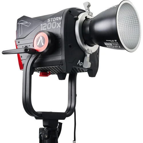 Aputure 1200
